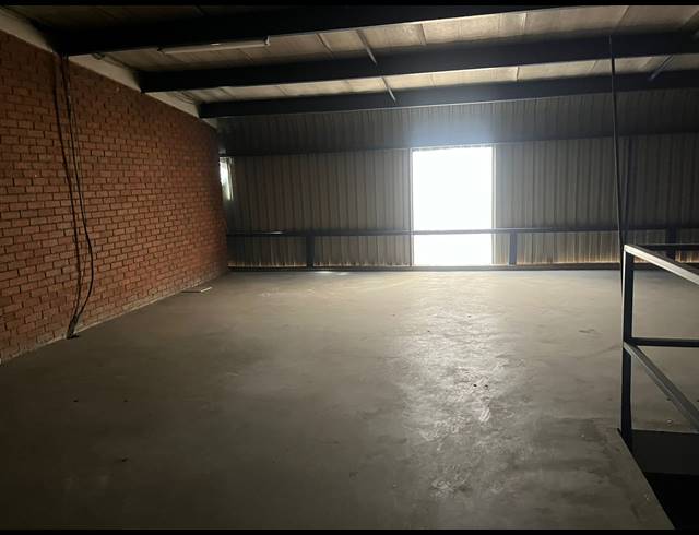 395M² WAREHOUSE TO LET IN CROWN